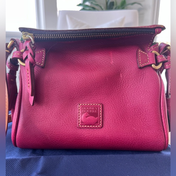 Dooney & Bourke Mini Zip Crossbody 8L664 RA with Dust Cover - Picture 2 of 12